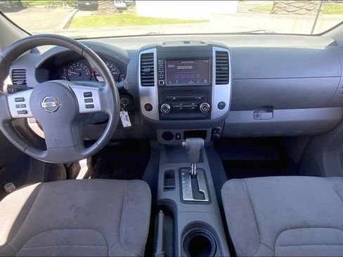 Used 2019 Nissan Frontier S RWD image 15
