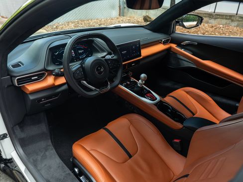 Used 2025 Lotus Emira RWD image 2