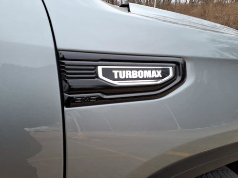 Certified 2025 GMC Sierra 1500 Elevation image 9