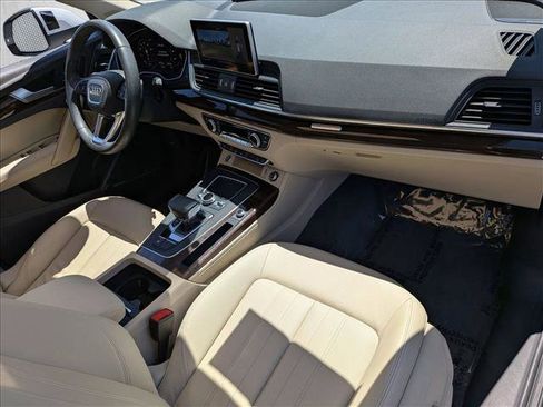 Used 2020 Audi Q5 Prestige w/ Prestige Package AWD/4WD image 21