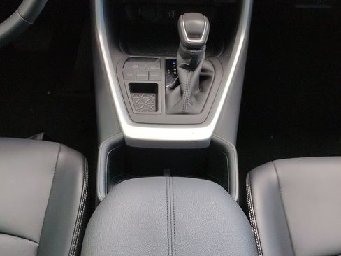 Used 2025 Toyota RAV4 XLE Premium FWD image 19