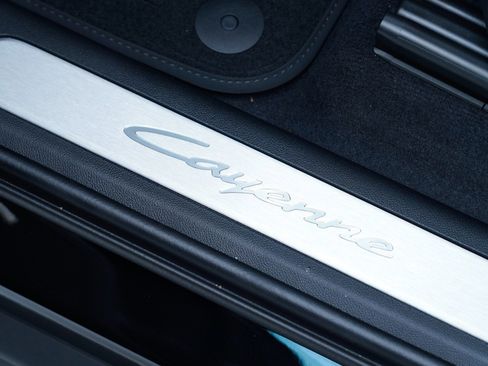 New 2026 Porsche Cayenne Coupe image 14