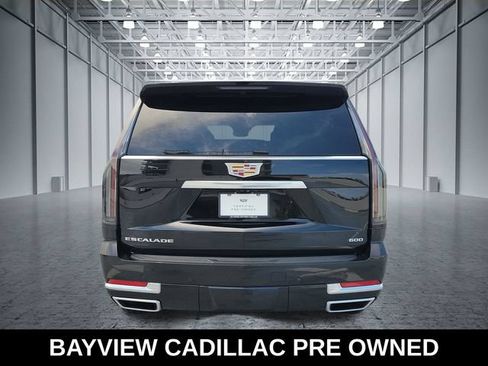 Used 2025 Cadillac Escalade Premium Luxury Platinum AWD/4WD image 4