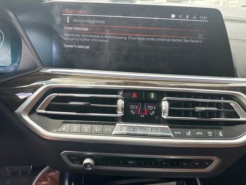 Used 2020 BMW X7 M50i AWD/4WD image 5