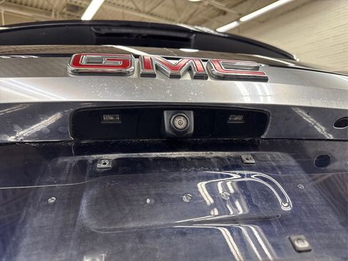 Used 2022 GMC Yukon Denali image 16