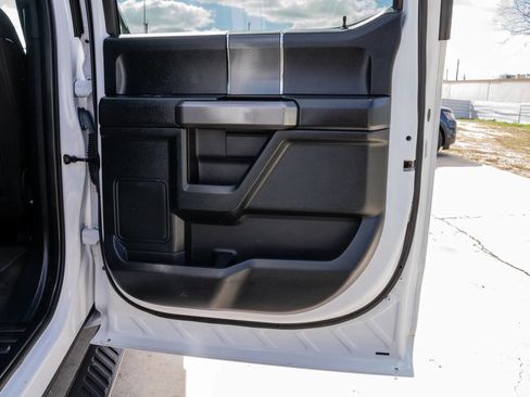 Used 2019 Ford F150 XLT w/ Equipment Group 302A Luxury image 13