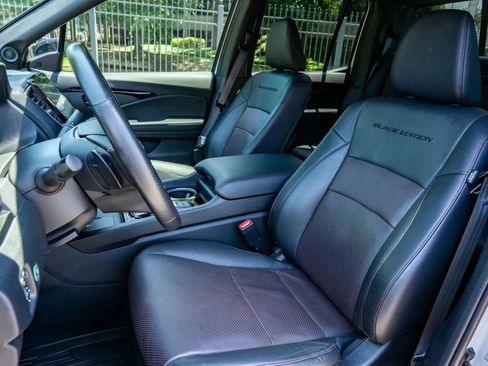 Used 2024 Honda Ridgeline Black Edition image 10
