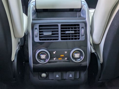 Certified 2020 Land Rover Range Rover Sport HSE image 29