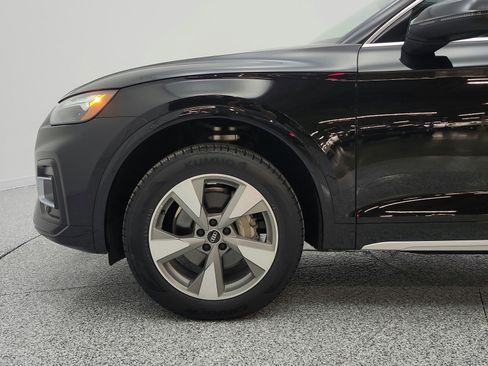 Used 2023 Audi Q5 2.0T Premium w/ Convenience Package image 22