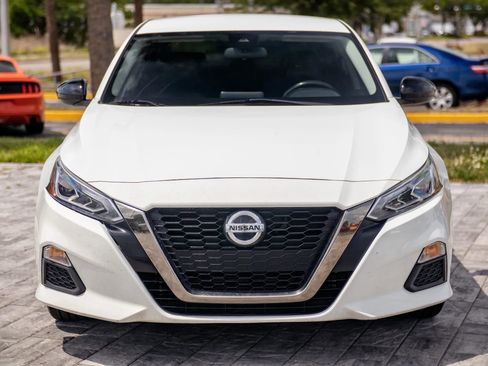 Used 2021 Nissan Altima 2.5 SR FWD image 5