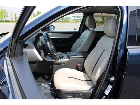Used 2024 MAZDA CX-90 Plug-In Hybrid w/ Preferred AWD/4WD image 7
