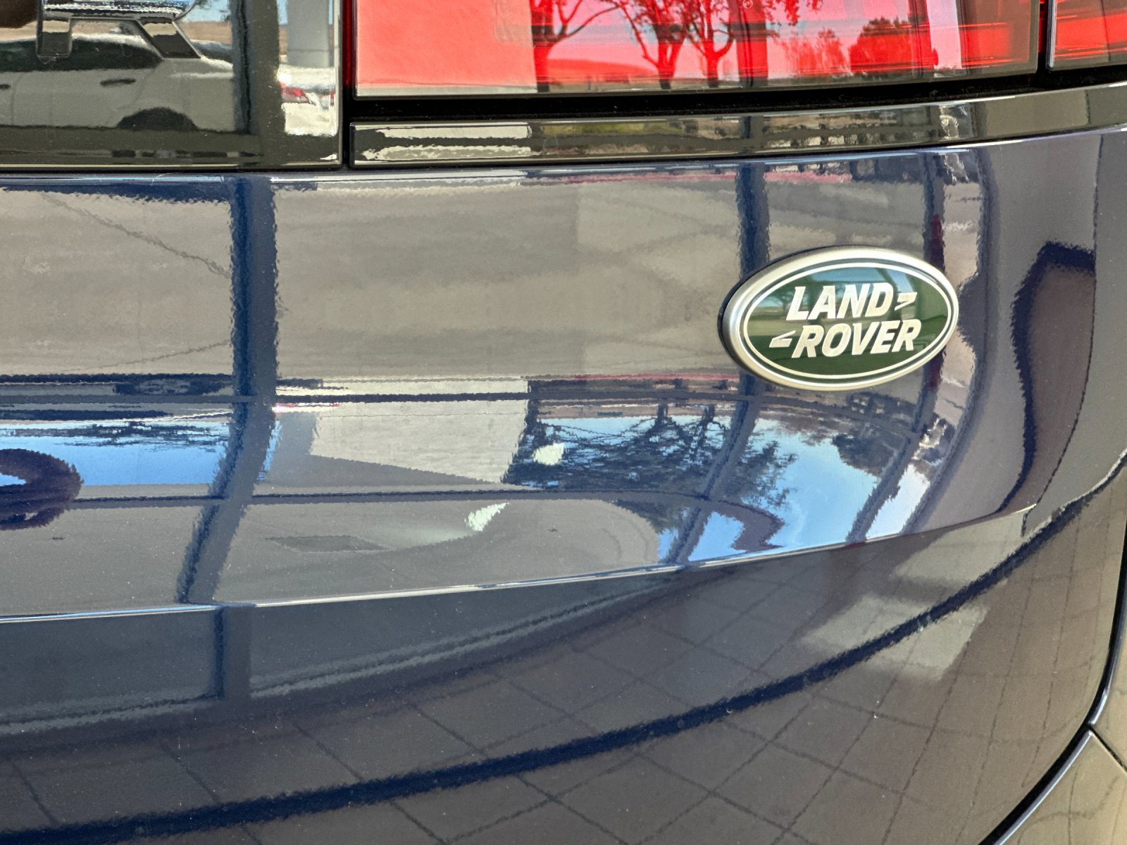Used 2023 Land Rover Range Rover Sport SE AWD/4WD image 26