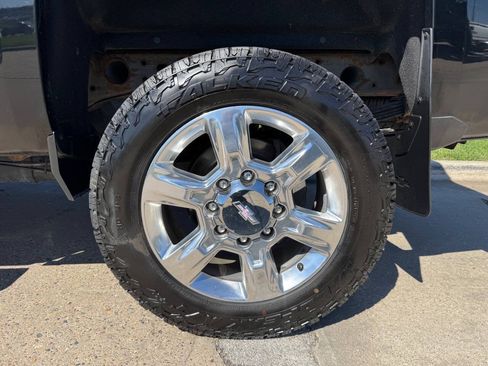 Used 2019 Chevrolet Silverado 2500 LTZ w/ Duramax Plus Package AWD/4WD image 9