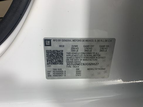 Used 2018 GMC Sierra 1500 SLT AWD/4WD image 11