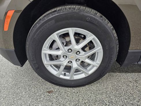Used 2024 Chevrolet Equinox LT FWD image 9