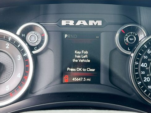Used 2024 RAM 3500 Tradesman w/ Chrome Appearance Group AWD/4WD image 23