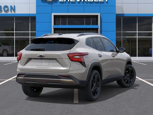 New 2026 Chevrolet Trax ACTIV w/ Sunroof Package FWD image 5