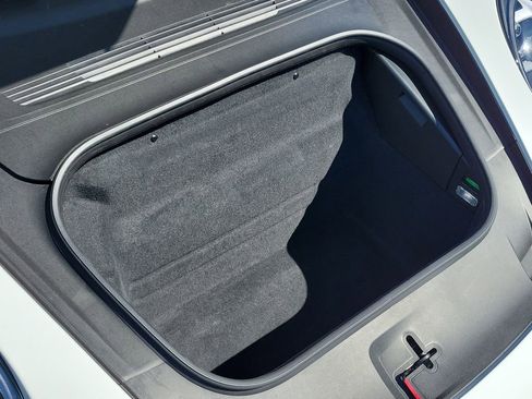 Certified 2024 Porsche 911 Carrera image 15