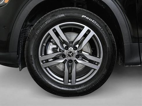 Certified 2026 Mercedes-Benz GLB 250 4MATIC image 26
