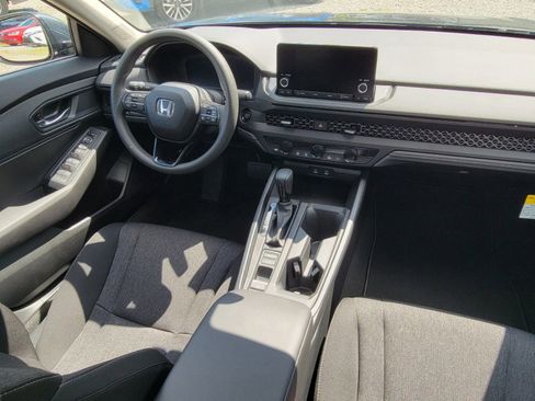 Used 2024 Honda Accord EX image 10