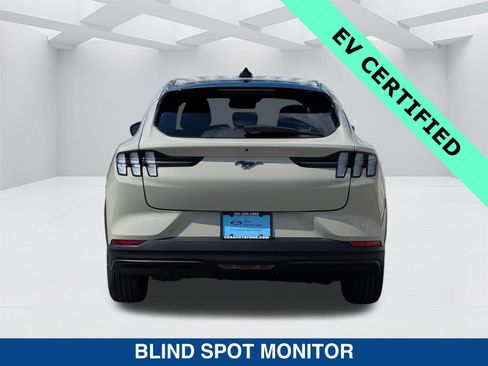 Certified 2025 Ford Mustang Mach-E Select w/ Comfort Package Lite image 5