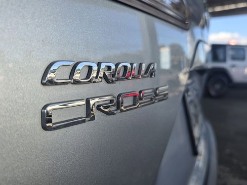 Used 2023 Toyota Corolla Cross LE image 37