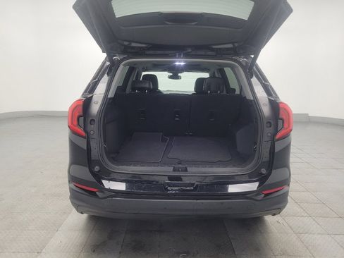 Used 2020 GMC Terrain SLT w/ Preferred Package FWD image 29
