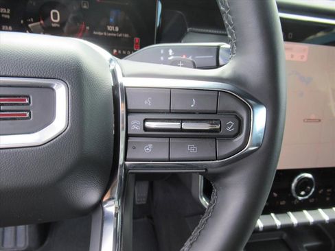 Certified 2025 GMC Acadia Elevation image 17