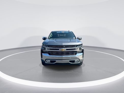 Used 2019 Chevrolet Silverado 1500 LTZ w/ LTZ Plus Package AWD/4WD image 3