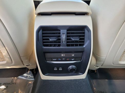 Used 2020 BMW 330i Sedan w/ Convenience Package RWD image 18