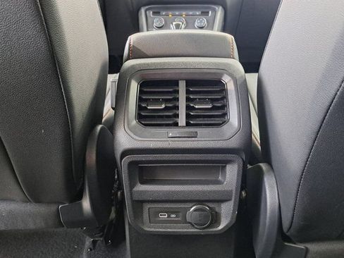 Used 2024 Volkswagen Tiguan Wolfsburg Edition AWD/4WD image 29