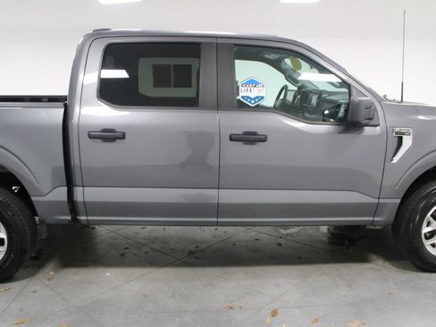 Used 2023 Ford F150 XLT image 11