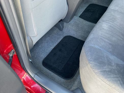 Used 2011 Toyota Prius Three image 27