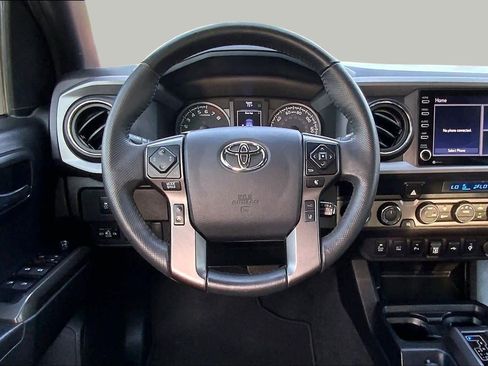 Used 2023 Toyota Tacoma TRD Off-Road w/ Technology Package AWD/4WD image 6
