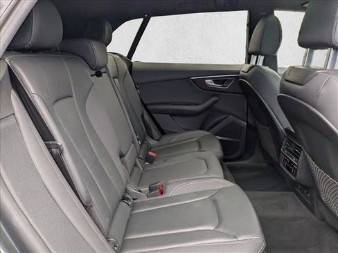 Used 2022 Audi Q8 Premium Plus AWD/4WD image 23