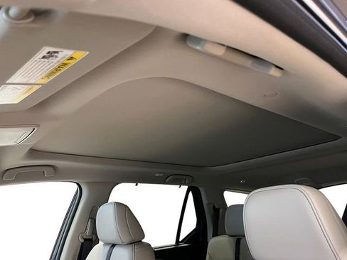 New 2026 Honda Pilot Touring image 23