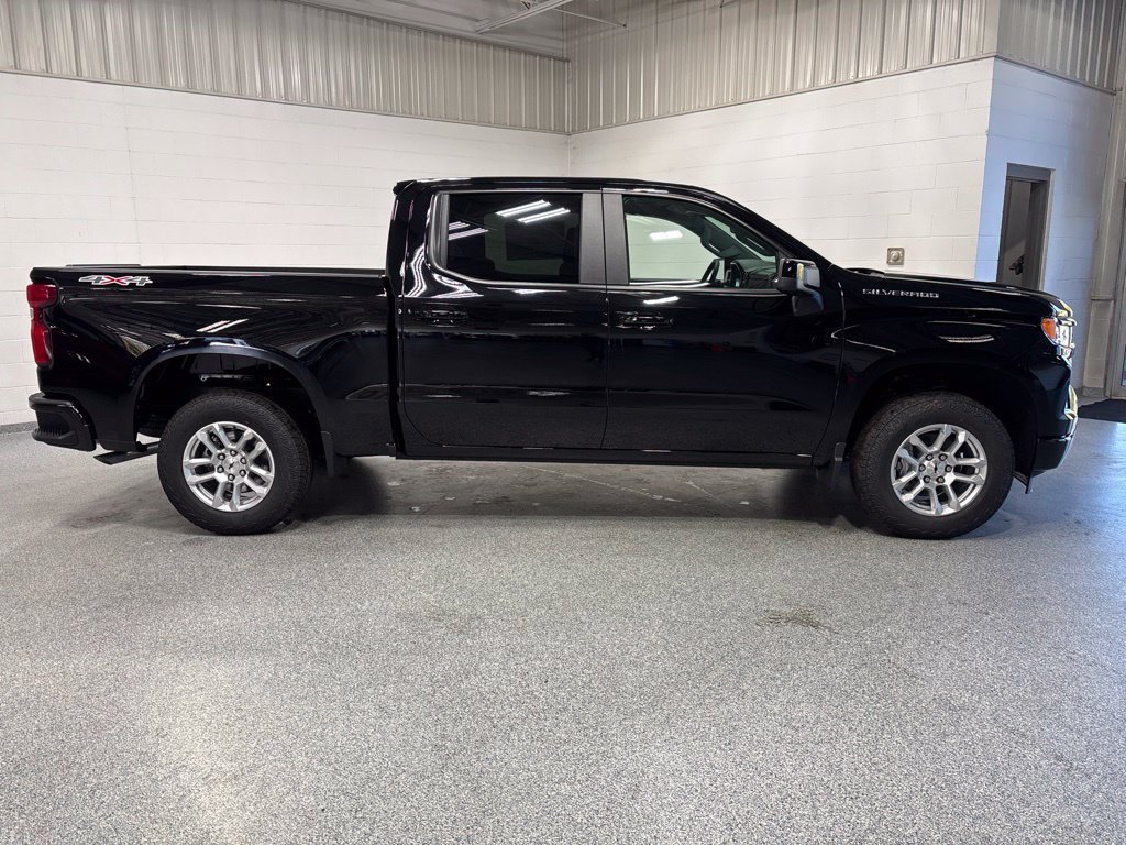New 2026 Chevrolet Silverado 1500 RST AWD/4WD image 8