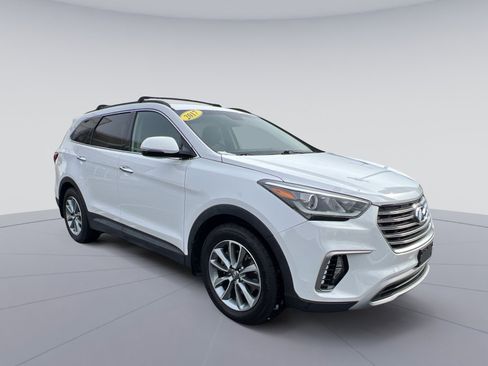 Used 2017 Hyundai Santa Fe Limited image 11