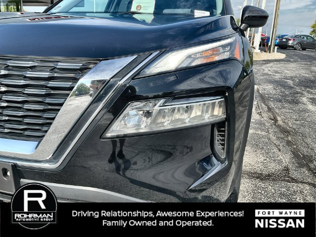 Certified 2023 Nissan Rogue SV AWD/4WD image 40