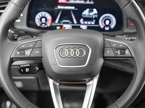 Certified 2023 Audi Q7 3.0T Premium Plus AWD/4WD image 17
