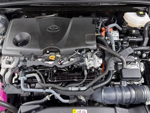 Used 2025 Toyota Camry LE FWD image 38