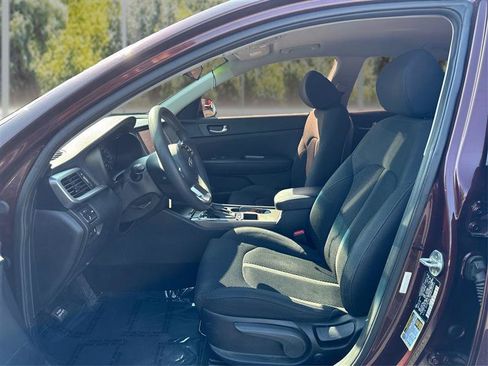 Used 2019 Kia Optima LX FWD image 9