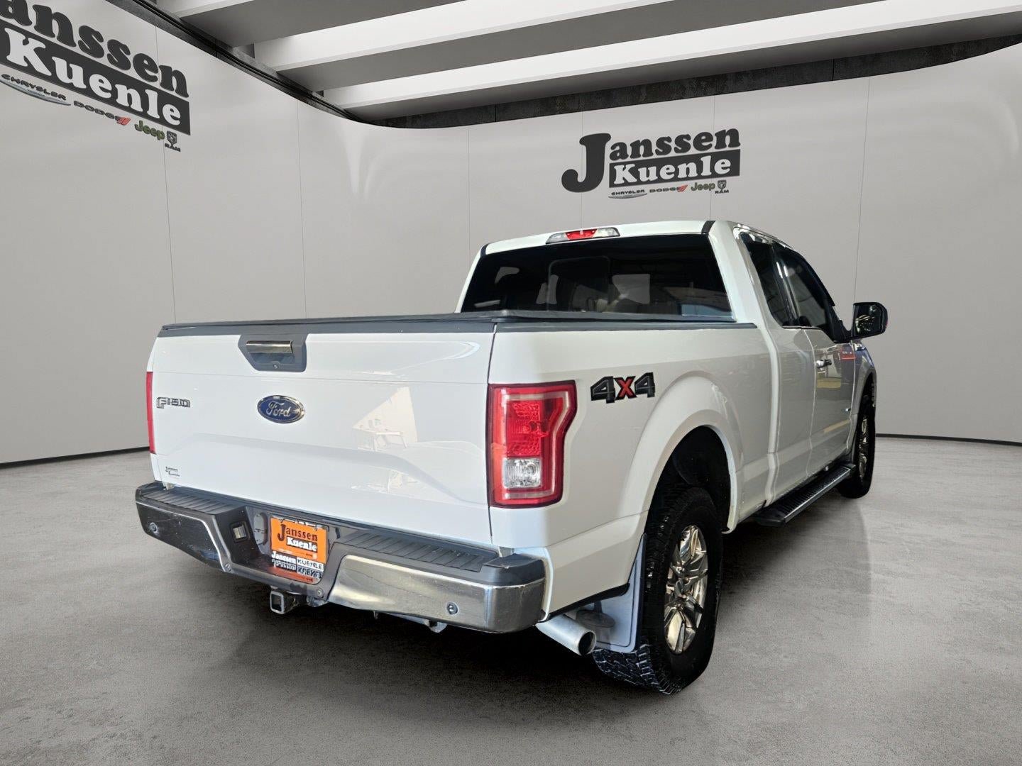 Used 2015 Ford F150 XLT w/ Equipment Group 302A Luxury AWD/4WD image 4