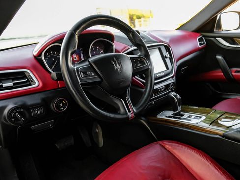 Used 2014 Maserati Ghibli image 3