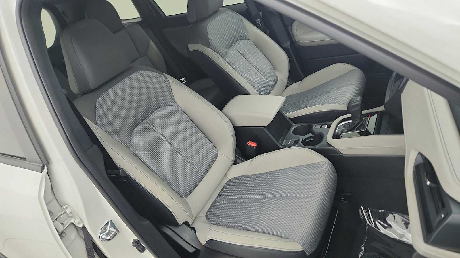 Certified 2025 Subaru Forester Premium AWD/4WD image 34