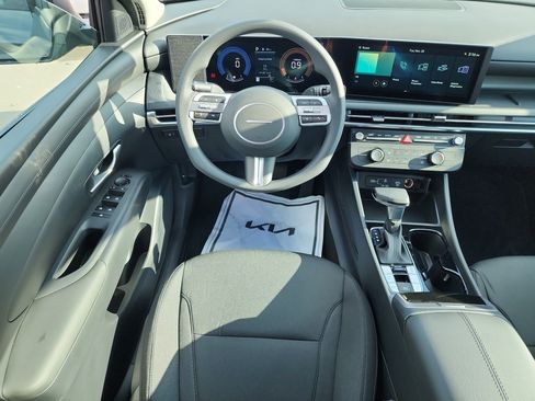 New 2026 Hyundai Tucson SE image 7