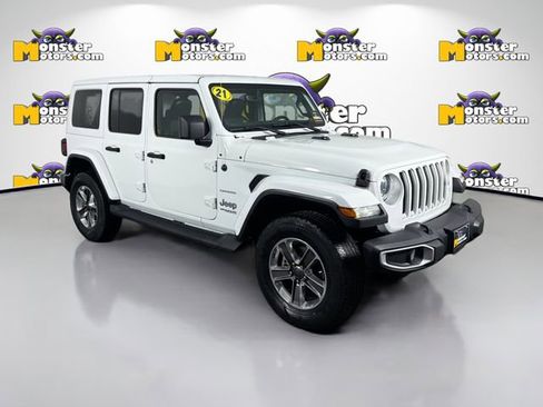 Used 2021 Jeep Wrangler Unlimited Sahara w/ Uconnect 4C Nav & Sound Group AWD/4WD image 3