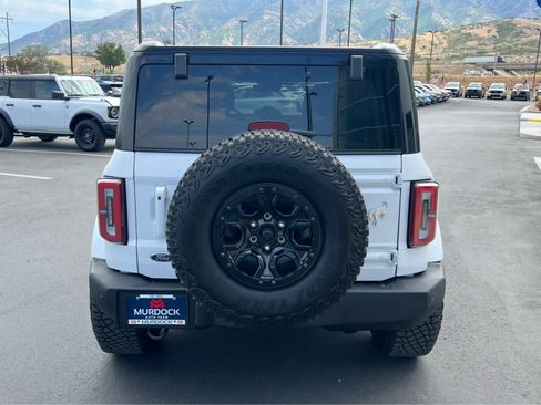 Used 2025 Ford Bronco Outer Banks AWD/4WD image 9