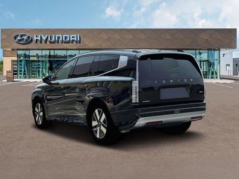 New 2026 Hyundai Ioniq 9 SEL image 5