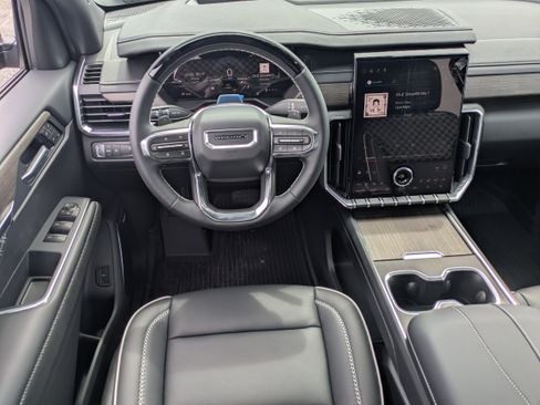 New 2026 GMC Acadia Denali w/ Super Cruise Package FWD image 17